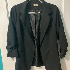 Black Blazer - Jacket - EUC - Medium - 3/4 sleeve